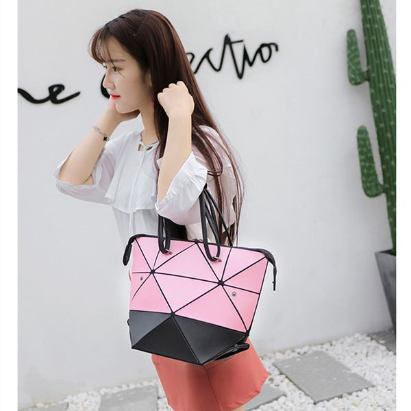 wholesale-baobao issey japan miyak variety folding deformation female bag laser geometry lingge shoulder tote shopping bag fashion girl bag
wholesale-baobao issey japan miyak variety folding deformation female bag laser geometry lingge shoulder tote shopping bag fashion girl bag