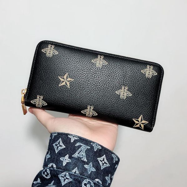 2019 leather wallets long purse classic luxury designer wallet card holder bee fashion brand men wallets with box, Red;black
2019 leather wallets long purse classic luxury designer wallet card holder bee fashion brand men wallets with box, Red;black