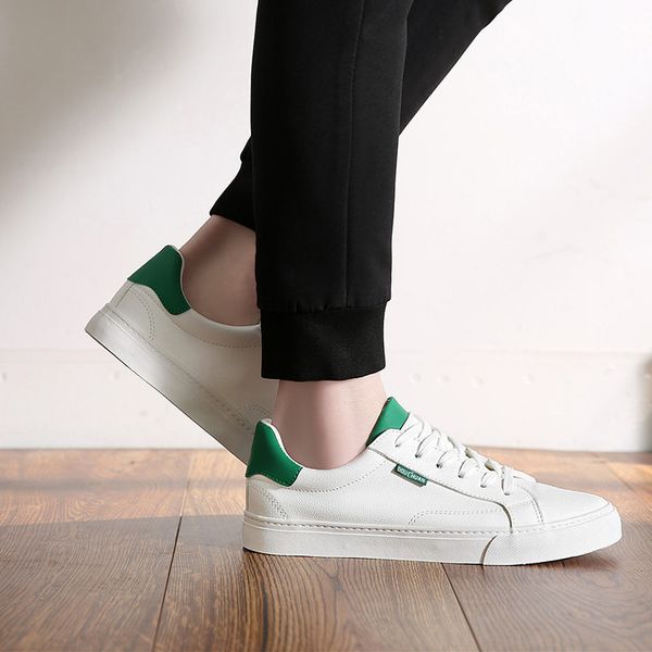 men's casual shoes 2019 new summer pu fashion breathable vulcanized shoes white running flat sneakers large size 190, Black
men's casual shoes 2019 new summer pu fashion breathable vulcanized shoes white running flat sneakers large size 190, Black