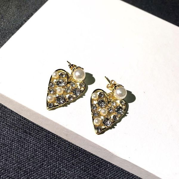 super love diamond inlaid pearl wild fashion designer earrings luxury designer jewelry women earrings, Golden
super love diamond inlaid pearl wild fashion designer earrings luxury designer jewelry women earrings, Golden
