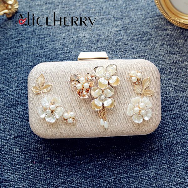 evening pearl clutch bag 2017 women bag purses china handbags wedding wallets champagne bolsa flower clutches with pearl chain
evening pearl clutch bag 2017 women bag purses china handbags wedding wallets champagne bolsa flower clutches with pearl chain