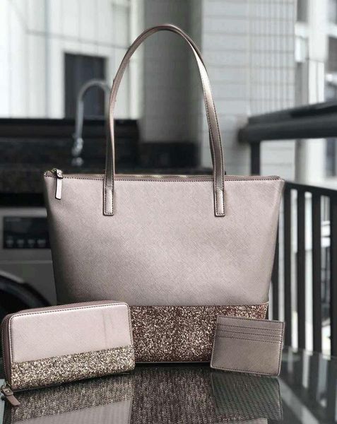 designer-larger glitter purse set brand designer patchwork shining shoulder crossbody shopping bags pu female handbag totes 5 color
designer-larger glitter purse set brand designer patchwork shining shoulder crossbody shopping bags pu female handbag totes 5 color