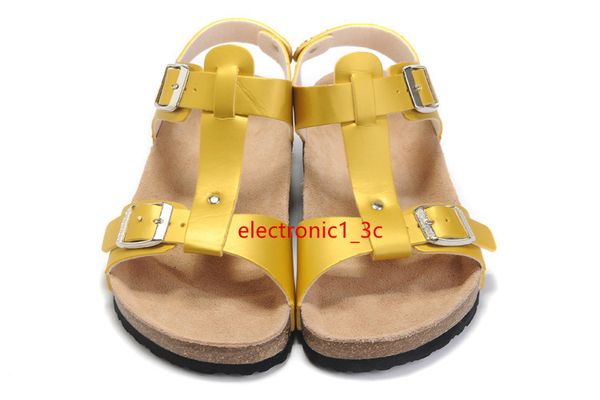 2020 leather non-slip slippers women s shoes men s shoes wild indoor and outdoor hollow slippers
2020 leather non-slip slippers women s shoes men s shoes wild indoor and outdoor hollow slippers