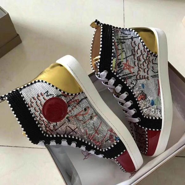 fashion designer brand studded spikes flats shoes mens sandals red bottom shoes for mens and women party lovers genuine leather sneakers04
fashion designer brand studded spikes flats shoes mens sandals red bottom shoes for mens and women party lovers genuine leather sneakers04