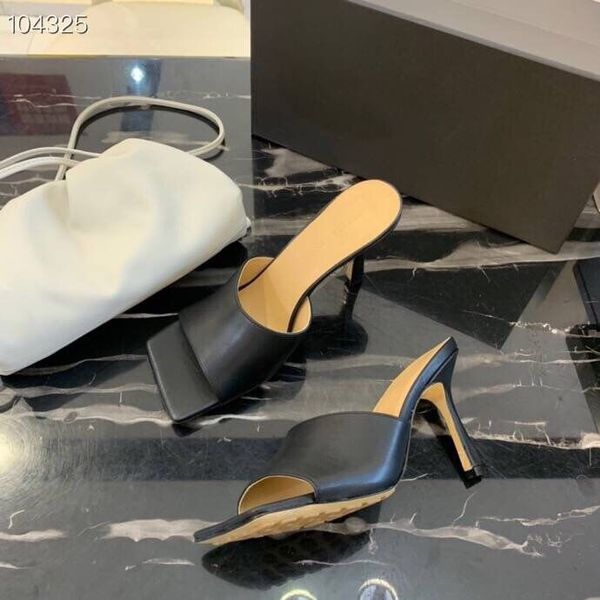 fashion luxury designer women shoes high heels designer dress shoes spring womensdress ladies pumps black high heels heels with
fashion luxury designer women shoes high heels designer dress shoes spring womensdress ladies pumps black high heels heels with