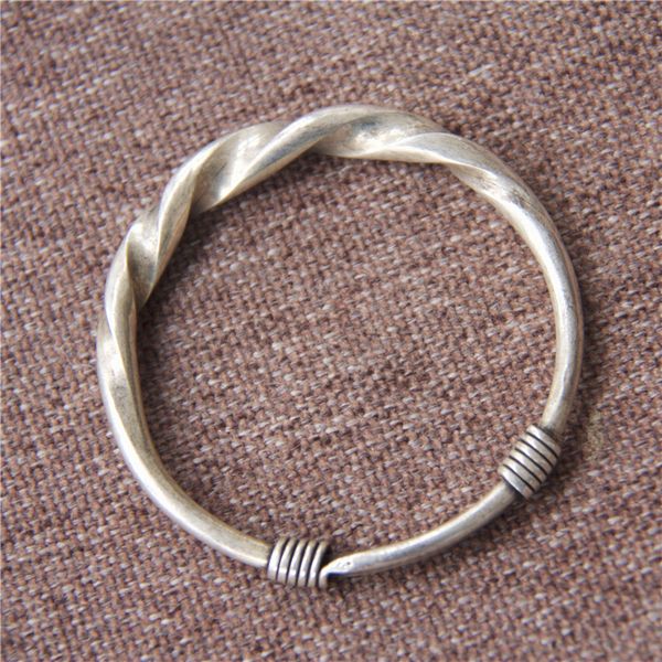 guizhou miao personality jewelry handmade seedlings silver bracelet traditional old crafts men and women models twist twist thin bracelet wo, Black
guizhou miao personality jewelry handmade seedlings silver bracelet traditional old crafts men and women models twist twist thin bracelet wo, Black