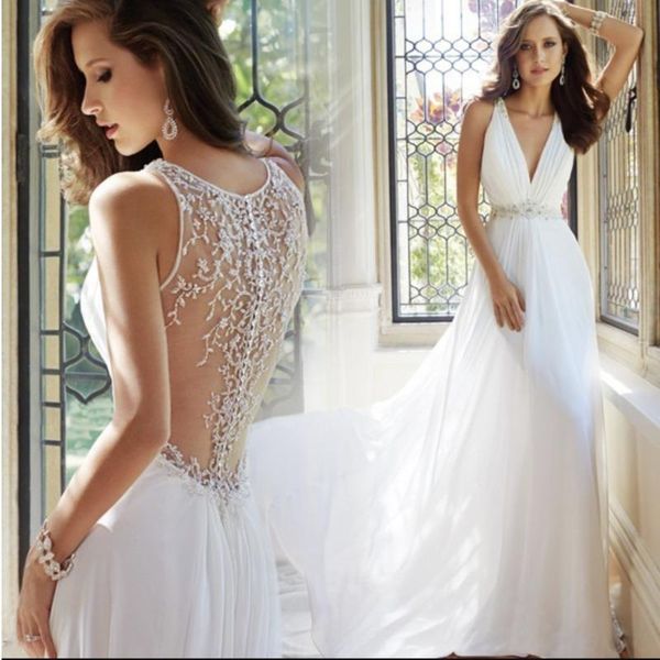 2020 boho chiffon sleeveless deep v lace sheer back wedding dress bride sweep train long bridal gowns with lace appliques, White
2020 boho chiffon sleeveless deep v lace sheer back wedding dress bride sweep train long bridal gowns with lace appliques, White