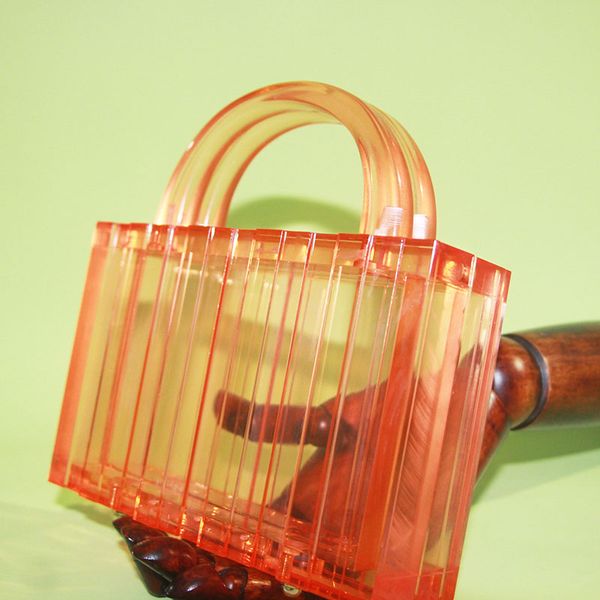 ransparent totes bag clear acrylic ice box bag women girl summer vintage retro evening wedding party clutch purse handbag wallet
ransparent totes bag clear acrylic ice box bag women girl summer vintage retro evening wedding party clutch purse handbag wallet
