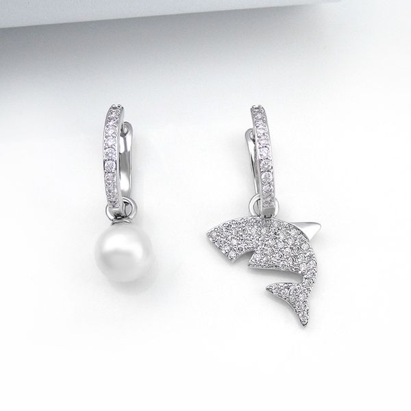 great white shark pearl earrings new design personality micro inlaid zircon female growth asymmetric earrings couple gift jewellery zk40, Silver
great white shark pearl earrings new design personality micro inlaid zircon female growth asymmetric earrings couple gift jewellery zk40, Silver