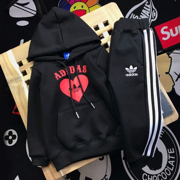 children two piece suits kids boys girls fashion casual tracksuits brand letter print with heart hoodie + pants, White
children two piece suits kids boys girls fashion casual tracksuits brand letter print with heart hoodie + pants, White