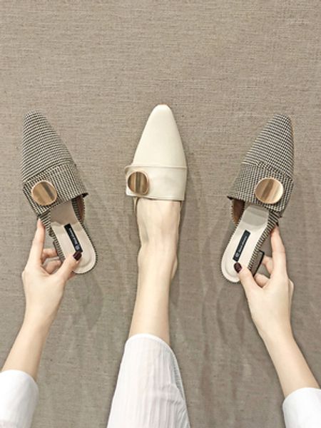 baotou half slippers female 2020 new versatile low heel fashion pointed lazy mueller ins slippers half support single shoes, Black
baotou half slippers female 2020 new versatile low heel fashion pointed lazy mueller ins slippers half support single shoes, Black