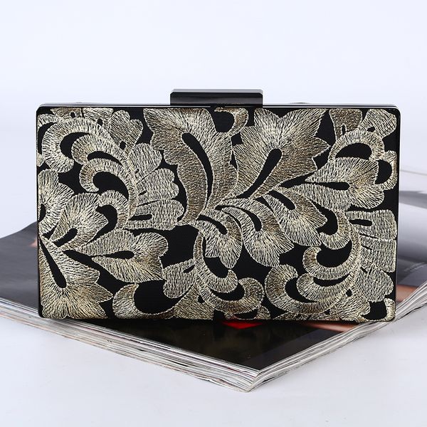 wholesale factory direct brand new handmade vintage evening bag embroidery clutch with satin for wedding/banquet/party/porm
wholesale factory direct brand new handmade vintage evening bag embroidery clutch with satin for wedding/banquet/party/porm