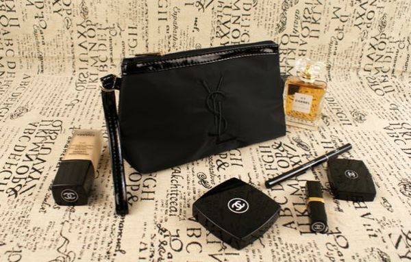 Cases e Estojo de Cosméticos winnie00
Cases e Estojo de Cosméticos winnie00