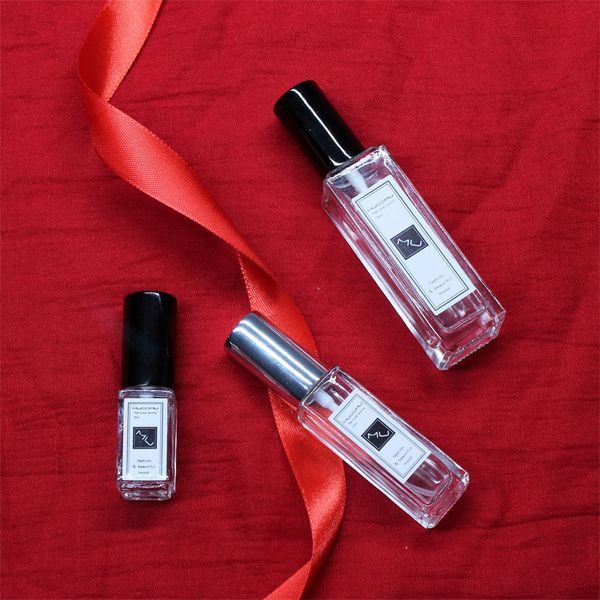 20шт MINI 5мл 10мл 18мл металл Empty Духи Стекла многоразовой бутылки Spray Духи Форсунка Бу
20шт MINI 5мл 10мл 18мл металл Empty Духи Стекла многоразовой бутылки Spray Духи Форсунка Бу