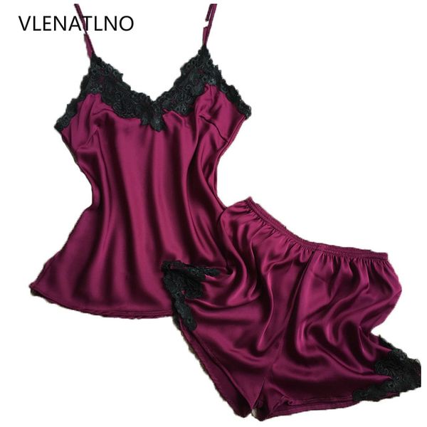 silk satin lace ladies nightwear two-pieces pajamas sets with short pants women's indoor suits soft sleepwear sexy, Black;red 
silk satin lace ladies nightwear two-pieces pajamas sets with short pants women's indoor suits soft sleepwear sexy, Black;red