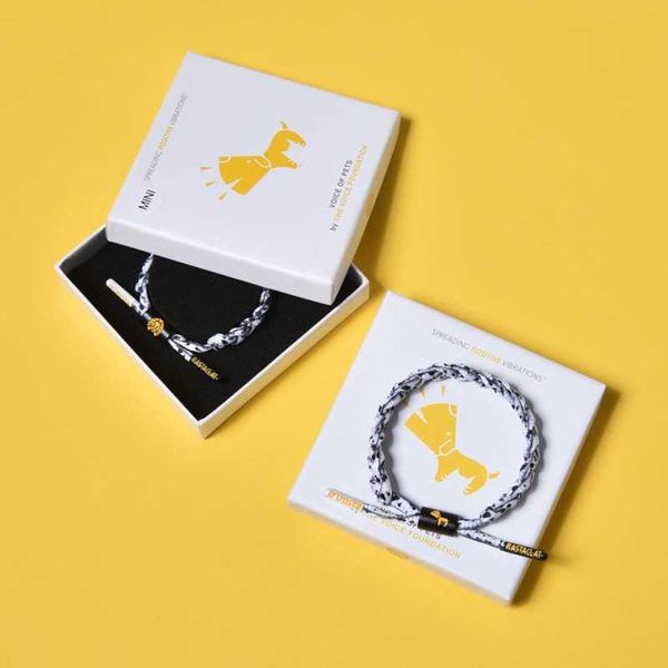 sports bracelet fashion couple couple men and women lion bracelet without box ing, Golden;silver
sports bracelet fashion couple couple men and women lion bracelet without box ing, Golden;silver