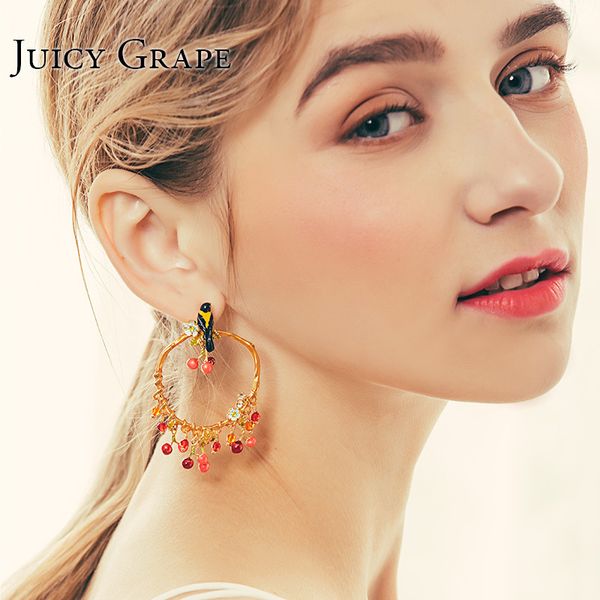 juicy grape 2019 new enamel glaze oriole bird cherry earring 925 silver needle stud earrings women christmas fashion jewelry t7190617, Golden;silver
juicy grape 2019 new enamel glaze oriole bird cherry earring 925 silver needle stud earrings women christmas fashion jewelry t7190617, Golden;silver