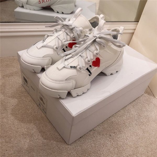 new high-end brand di home new trend women's shoes floral running shoes wild fashion casual sports shoes, Black
new high-end brand di home new trend women's shoes floral running shoes wild fashion casual sports shoes, Black