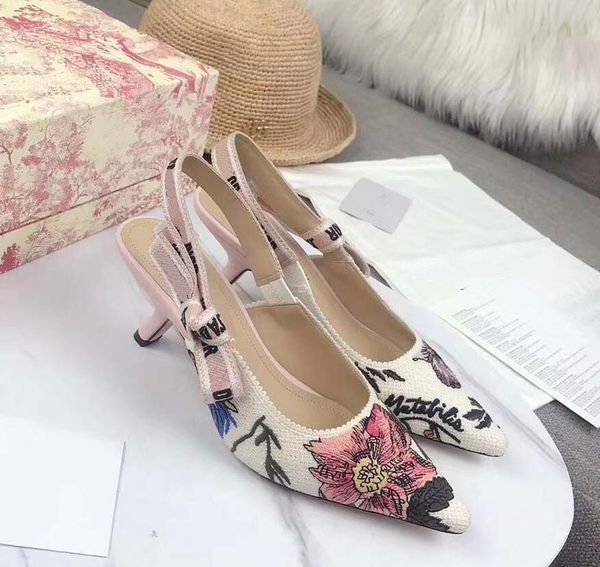 new fashoin woman shoe heels ladies flat female trend classics designer shoes elegant rhinestone pionted toes dress shoes 001st di13
new fashoin woman shoe heels ladies flat female trend classics designer shoes elegant rhinestone pionted toes dress shoes 001st di13