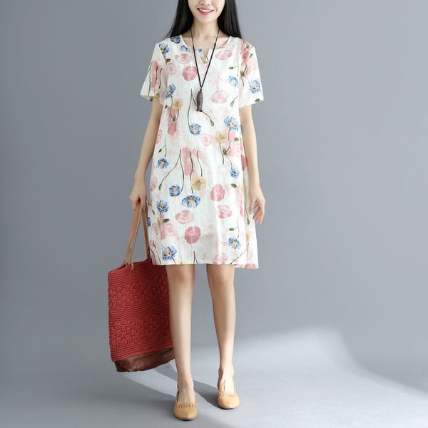 2019 summer new style women's v-neck straight-cut large size short sleeve ethnic literature and art fat mm cotton linen floral p, White;black
2019 summer new style women's v-neck straight-cut large size short sleeve ethnic literature and art fat mm cotton linen floral p, White;black