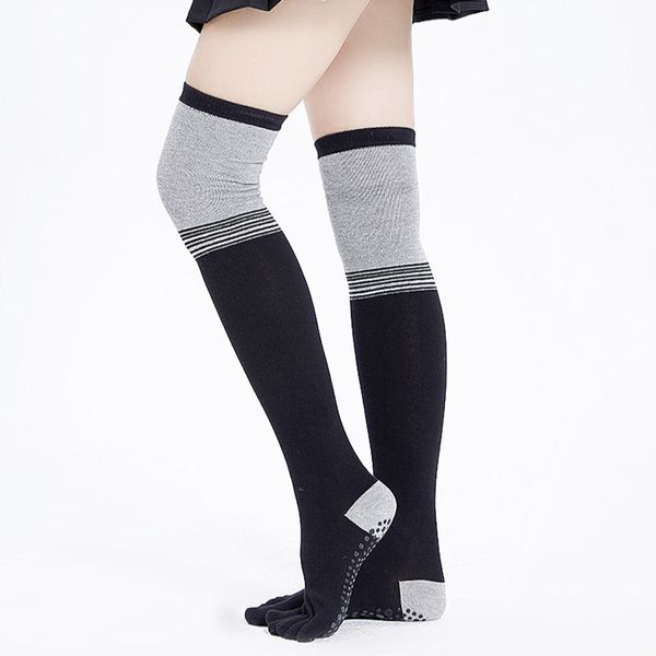 women long yoga dance socks stockings gym fitness sport anti slip socks over the knee high striped 5-toe finger separated, Black
women long yoga dance socks stockings gym fitness sport anti slip socks over the knee high striped 5-toe finger separated, Black