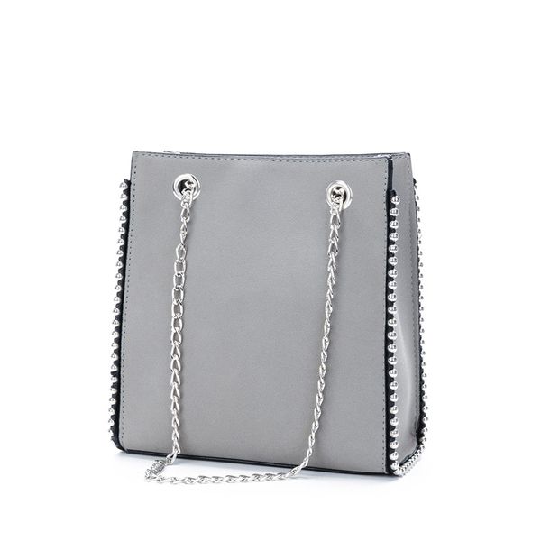 bag women's handbag 2019 new luxury leather rivet casual fashion women's shoulder messenger bag high-end hign capacity handbags
bag women's handbag 2019 new luxury leather rivet casual fashion women's shoulder messenger bag high-end hign capacity handbags