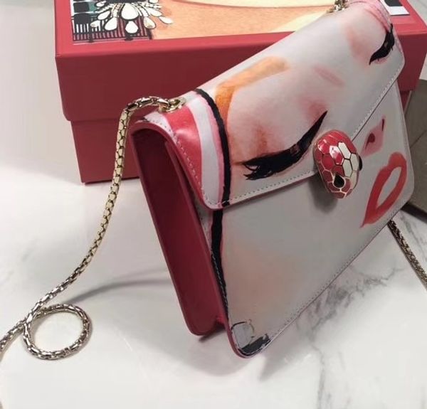 in april,original design purse,mini size,made by calf skin,many other colors,fast delivery by dhl
in april,original design purse,mini size,made by calf skin,many other colors,fast delivery by dhl
