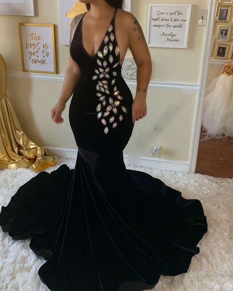 black prom dresses 2020 long mermaid plunging v neck velvet evening prom gowns crystal sweep train party formal dress, Black;red
black prom dresses 2020 long mermaid plunging v neck velvet evening prom gowns crystal sweep train party formal dress, Black;red