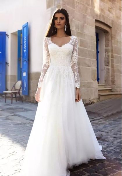 2018 charming lace wedding dresses with long sleeves a-line v neck appliques bridal gowns tulle sweep train country wedding dress, White
2018 charming lace wedding dresses with long sleeves a-line v neck appliques bridal gowns tulle sweep train country wedding dress, White