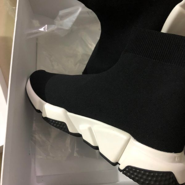 2018 selling speed socks shoes sneakers speed trainer for men and women, size l03, Black
2018 selling speed socks shoes sneakers speed trainer for men and women, size l03, Black
