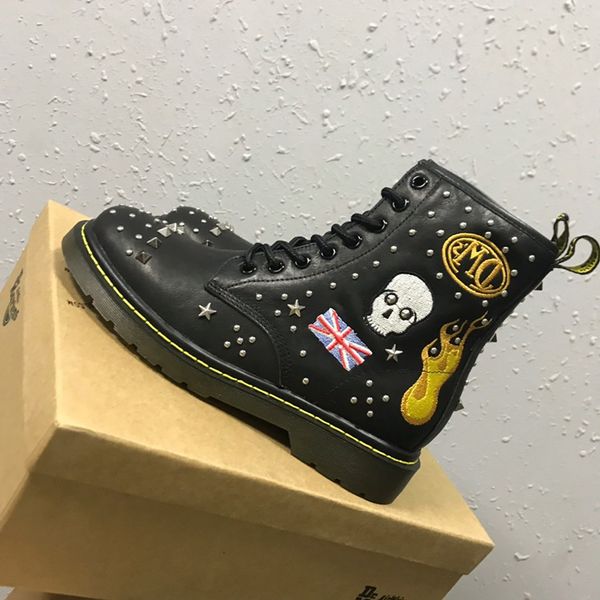 2019 leather vintage black 8 hole martin boots star with the british wind flat bottom locomotive boots women's boots
2019 leather vintage black 8 hole martin boots star with the british wind flat bottom locomotive boots women's boots