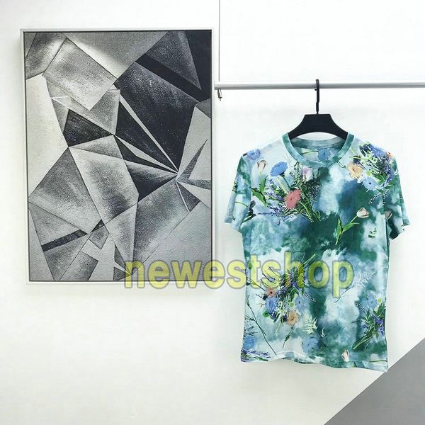 20ss новый роскошный европа мужские цветы печати футболка подиум tee color matching мужчины женская мода дышащий короткие рукава футболки ле, White;black
20ss новый роскошный европа мужские цветы печати футболка подиум tee color matching мужчины женская мода дышащий короткие рукава футболки ле, White;black