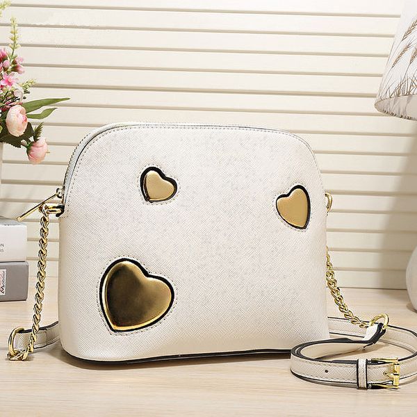 2020 fashion handbags european and american style 8 color shell bag letter decorative shoulder bag chain pu leather
2020 fashion handbags european and american style 8 color shell bag letter decorative shoulder bag chain pu leather