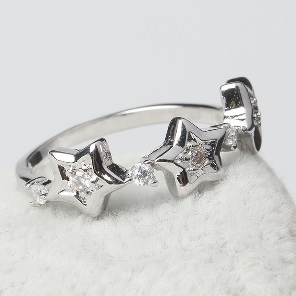 2018 new silver color star zircon ring for women girls fashion personality women jewelry chic wedding band finger ring size 6-10, Golden;silver
2018 new silver color star zircon ring for women girls fashion personality women jewelry chic wedding band finger ring size 6-10, Golden;silver