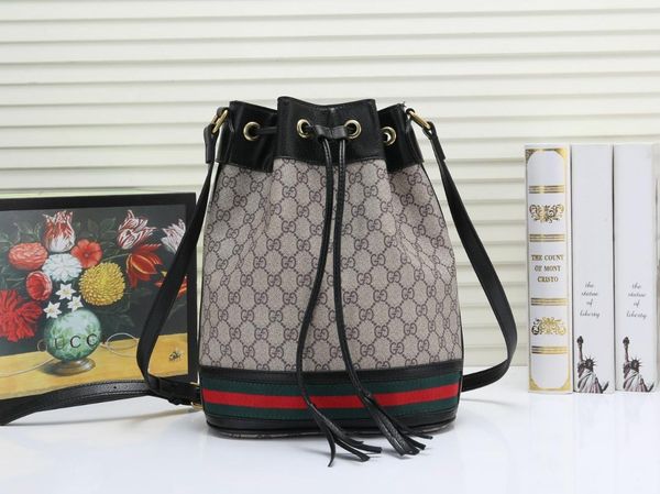 2019 горячие marmont сумки на ремне женщины роскошные цепи crossbody сумки сумки известный дизайнер сумка высокого качества женский сообщени
2019 горячие marmont сумки на ремне женщины роскошные цепи crossbody сумки сумки известный дизайнер сумка высокого качества женский сообщени