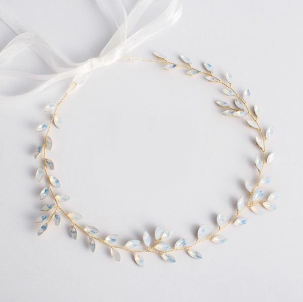 handmade ribbon clear crystal wedding headpieces hair vine bridal headband hair accessories women jewelry, Golden;white
handmade ribbon clear crystal wedding headpieces hair vine bridal headband hair accessories women jewelry, Golden;white