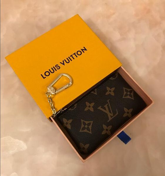 key pouch damier leather grip with high-quality famous classic designer designer ladies keychain coin purse small leather key wallet aa324t
key pouch damier leather grip with high-quality famous classic designer designer ladies keychain coin purse small leather key wallet aa324t