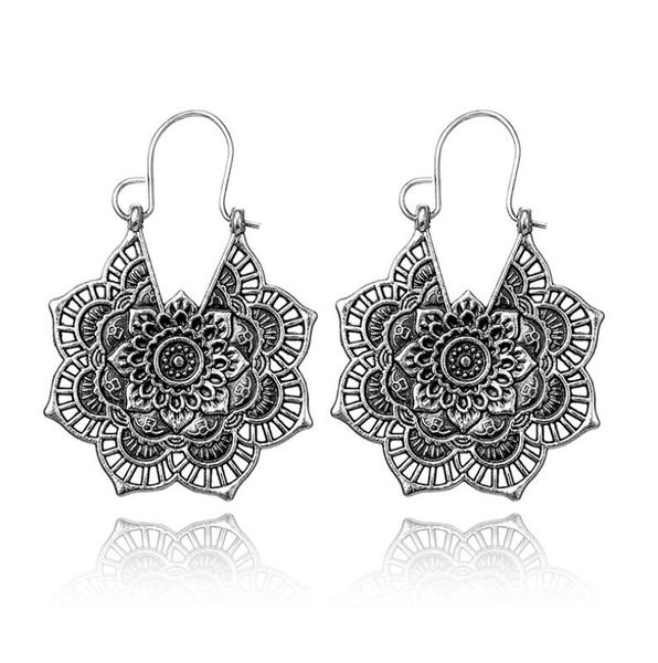 bohemian vintage dangle earrings metal hollow pendant geometric drop pendant earrings retro national style earrings for wome, Golden;silver
bohemian vintage dangle earrings metal hollow pendant geometric drop pendant earrings retro national style earrings for wome, Golden;silver