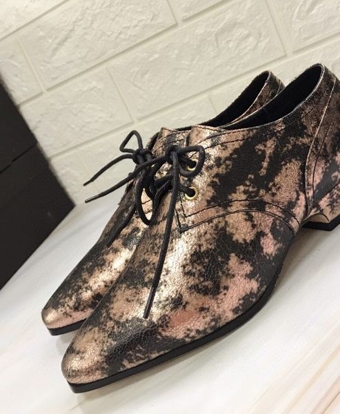 wholesale fashion women design dress shoes,brand leather shoes, luxury casualshoes, 2colors for chosen,fast delivery by hdl, Black
wholesale fashion women design dress shoes,brand leather shoes, luxury casualshoes, 2colors for chosen,fast delivery by hdl, Black