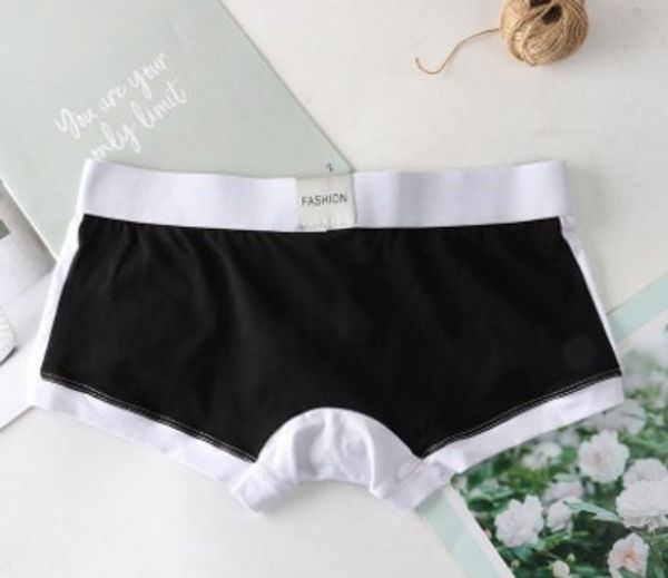 wholesale low price 5pcs/lot cotton ventilation men's boxers underwear (10.8n, Black;white
wholesale low price 5pcs/lot cotton ventilation men's boxers underwear (10.8n, Black;white