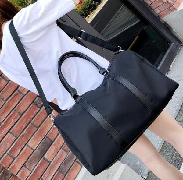 2020 designer man large capacity travel bag fashion traveling bags luxury women luggage bag totes bags/5
2020 designer man large capacity travel bag fashion traveling bags luxury women luggage bag totes bags/5