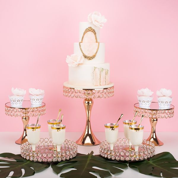 2019 fashion luxury cake wedding centerpieces metal stand makeup decorating rack cake decorating dessert table drinking candy cupcake holder
2019 fashion luxury cake wedding centerpieces metal stand makeup decorating rack cake decorating dessert table drinking candy cupcake holder