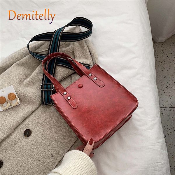 new fashion large capacity single shoulder messenger bag wild wide shoulder portable ladies bag design female ladies
new fashion large capacity single shoulder messenger bag wild wide shoulder portable ladies bag design female ladies