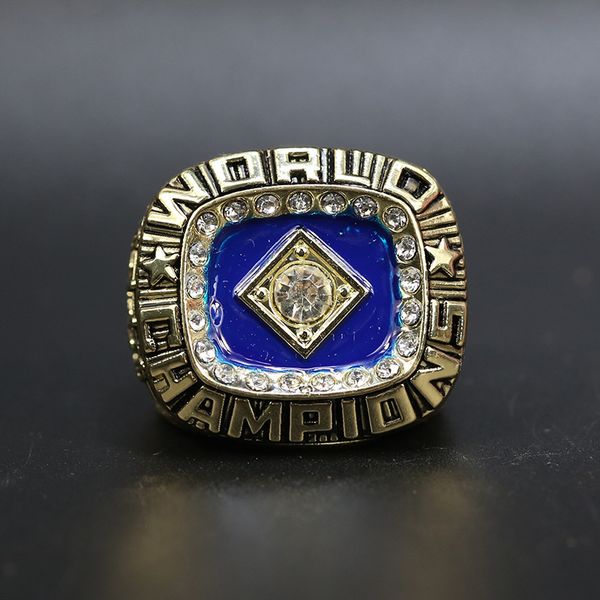 1978 new york world championship ring with wooden display box souvenir fan men gift wholesale drop shipping, Golden;silver
1978 new york world championship ring with wooden display box souvenir fan men gift wholesale drop shipping, Golden;silver