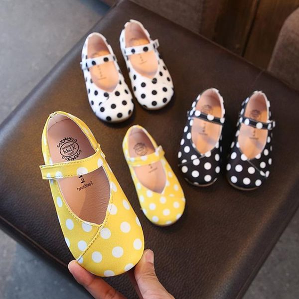 2018 New Style Dot Girls Shoes Baby Toddlers Shoes For Kids Princess Shoes Cotton Single Shoe Flats Children Black White MCH063
2018 New Style Dot Girls Shoes Baby Toddlers Shoes For Kids Princess Shoes Cotton Single Shoe Flats Children Black White MCH063