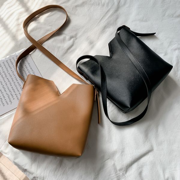 2020 new composite bags women large capacity shopping bags simple retro style solid color crossbody bag shoulder bag
2020 new composite bags women large capacity shopping bags simple retro style solid color crossbody bag shoulder bag