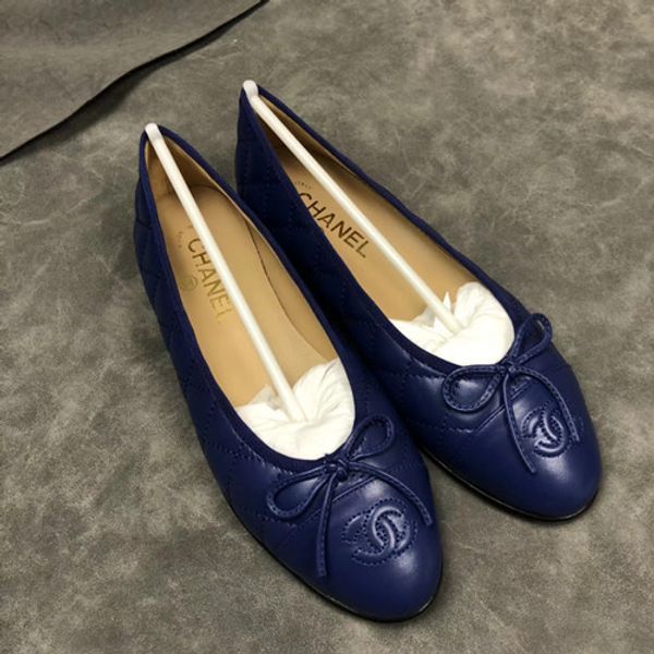 2020 leather loafers shoes with buckle brand fashion women a variety of style slippers ladies casual flats 35-42 xn1232, Black
2020 leather loafers shoes with buckle brand fashion women a variety of style slippers ladies casual flats 35-42 xn1232, Black