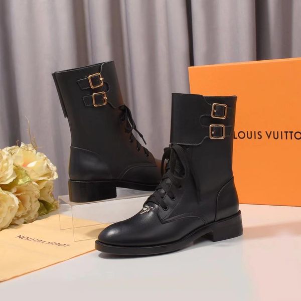new style luxury women's shoes martin boots australian fashion design brand winter women's boots classic pattern three platform jd, Black 
new style luxury women's shoes martin boots australian fashion design brand winter women's boots classic pattern three platform jd, Black