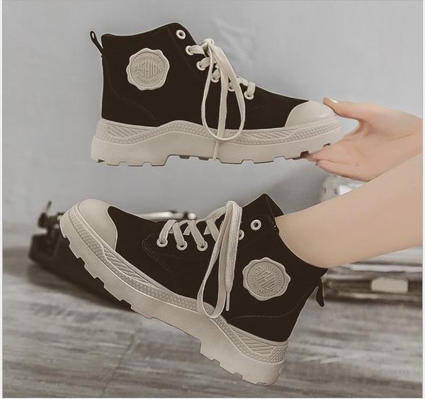 autumn and winter new martin boots female england wind boots horseshoes with wild thick-soled boots women, Black
autumn and winter new martin boots female england wind boots horseshoes with wild thick-soled boots women, Black