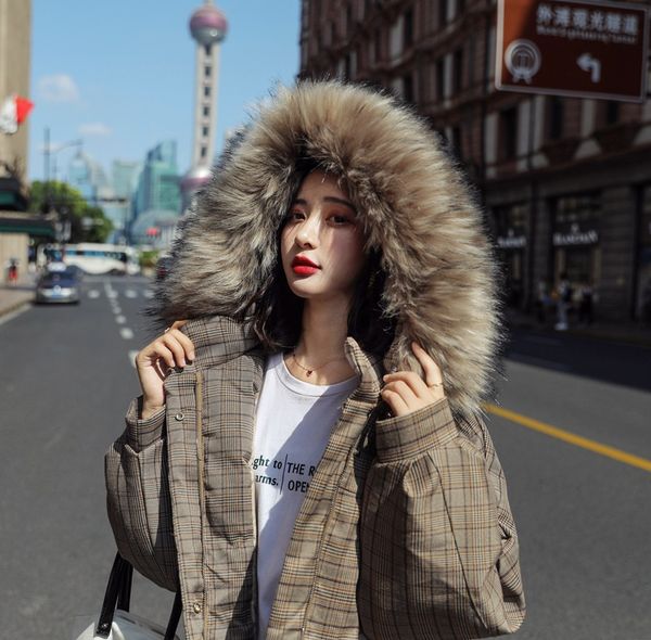 large fur collar plaid cotton-padded clothes women's 2019 new style short-height loose cotton coat mid-length thick warm winter, Blue;black
large fur collar plaid cotton-padded clothes women's 2019 new style short-height loose cotton coat mid-length thick warm winter, Blue;black